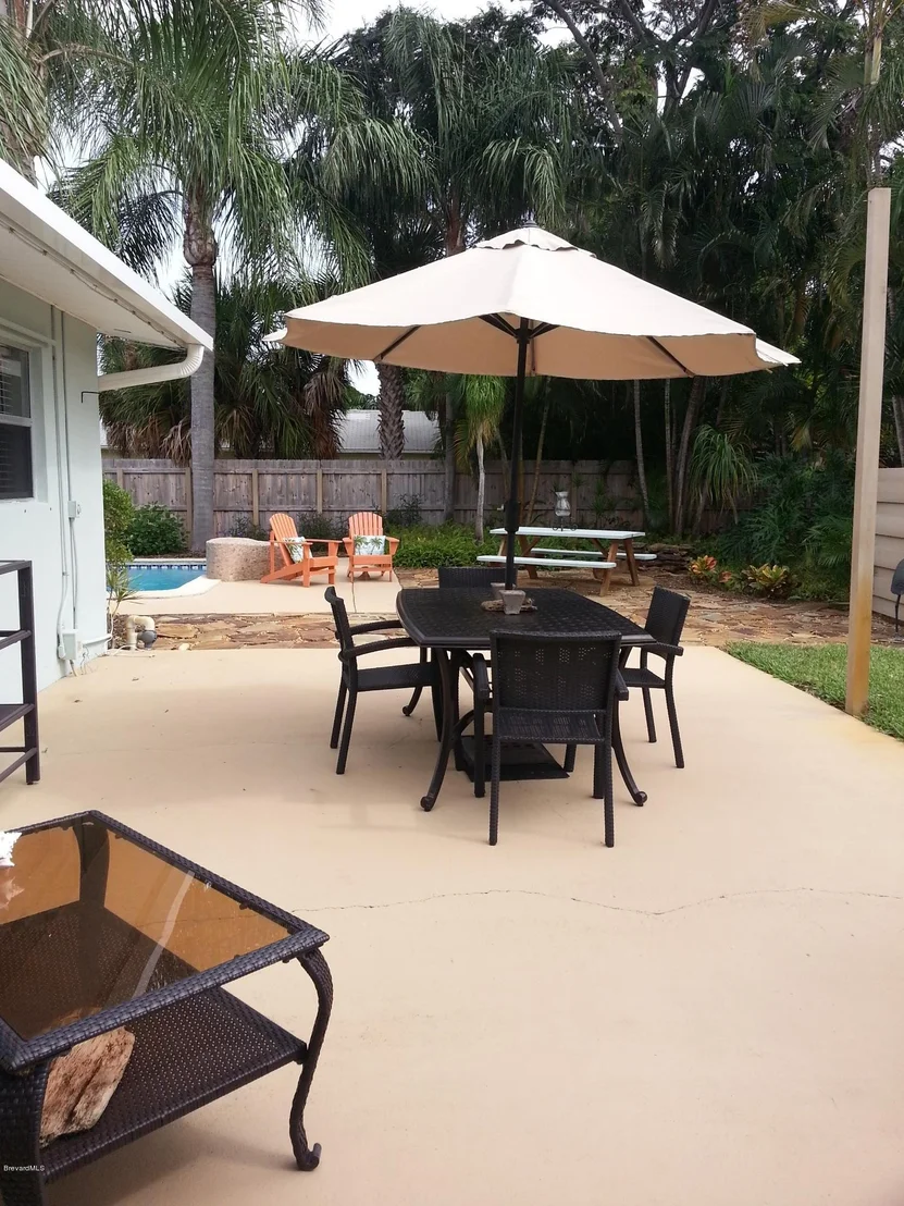 Photo of 667 Everglade Drive