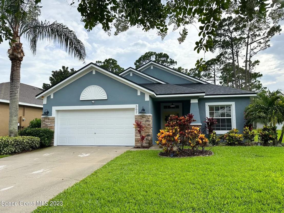 Photo of 362 Waterside Circle