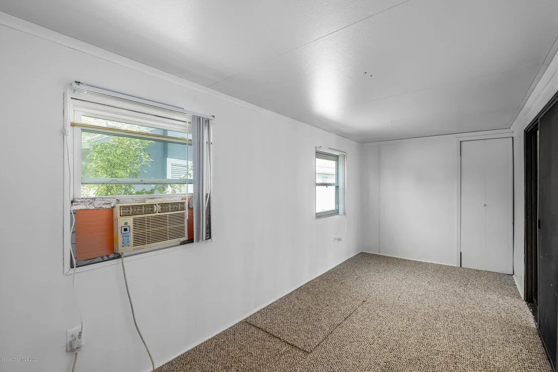 Photo of 140 Blue Lake Place