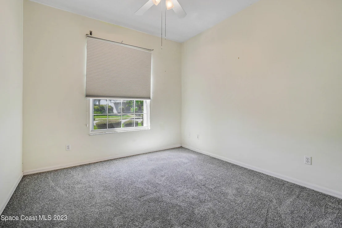 Photo of 954 Somerset Lane