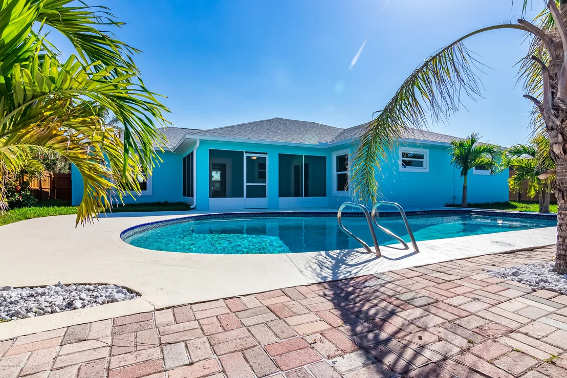 Photo of 360 Lee Avenue