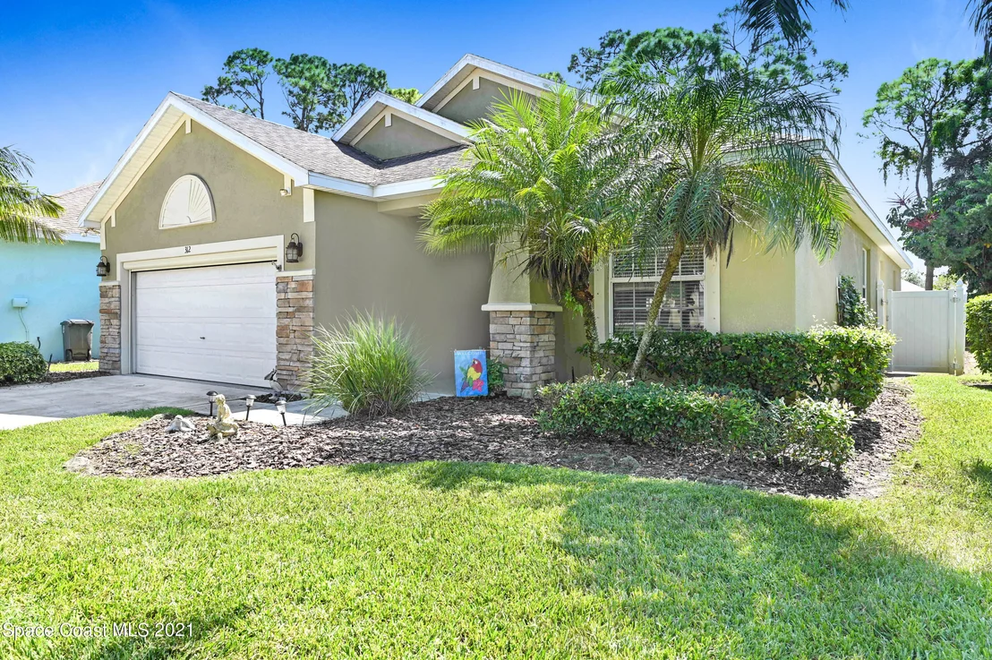 Photo of 312 Waterside Circle