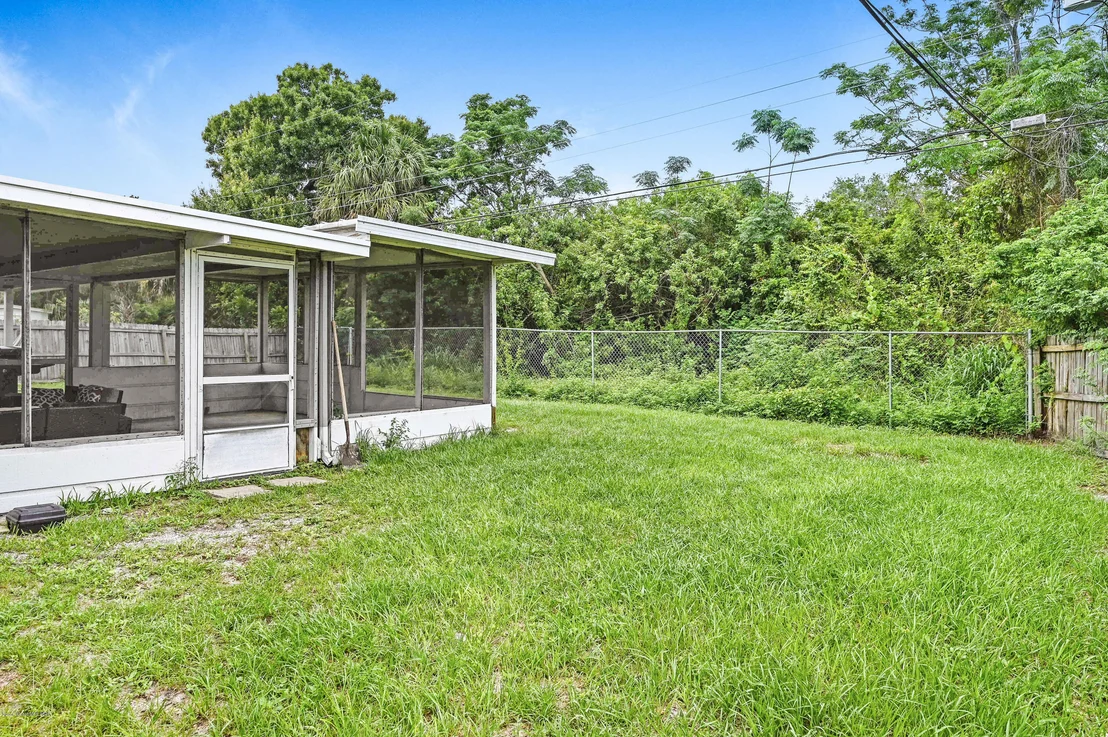 Photo of 2558 Lorna Drive