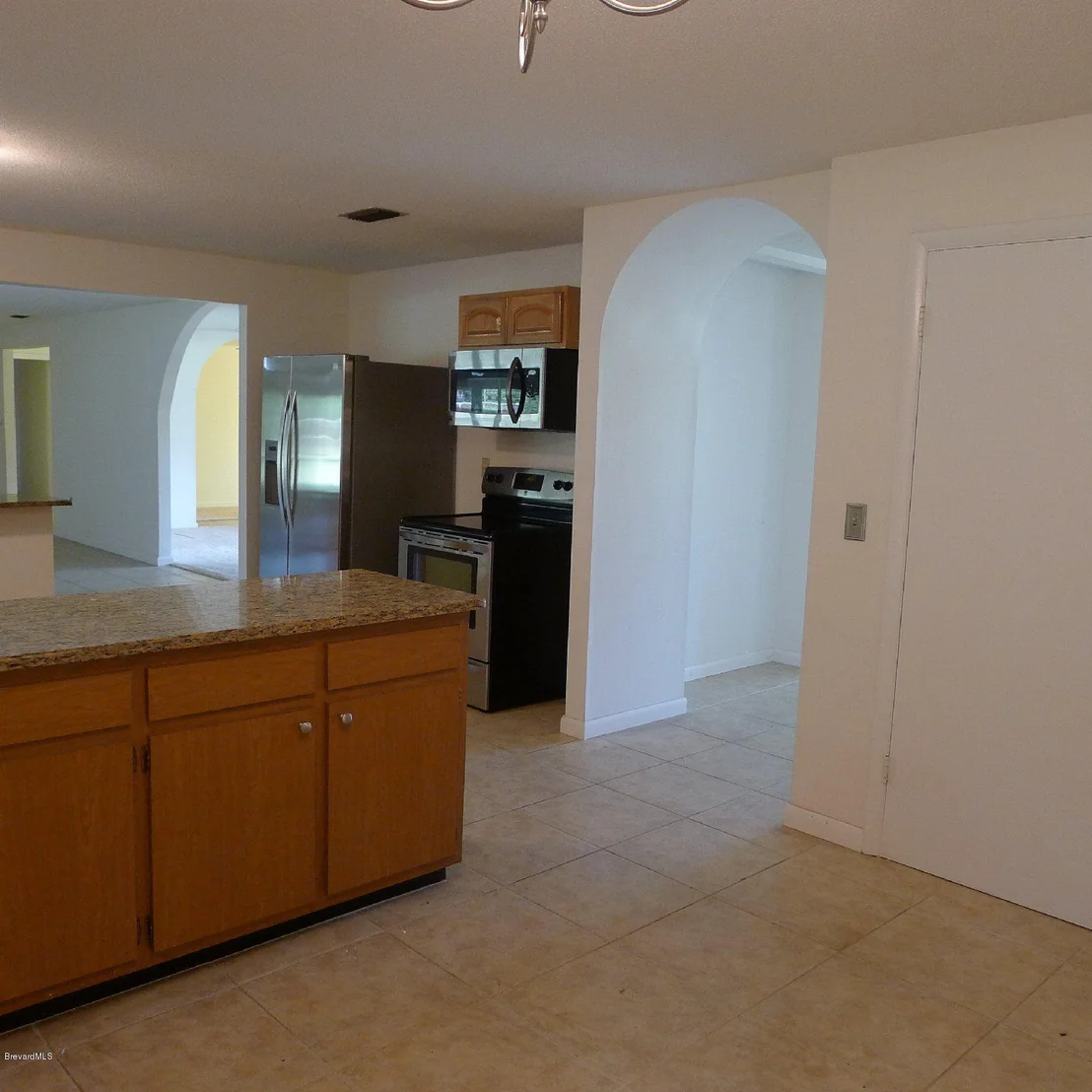 Photo of 4253 Pinewood Road