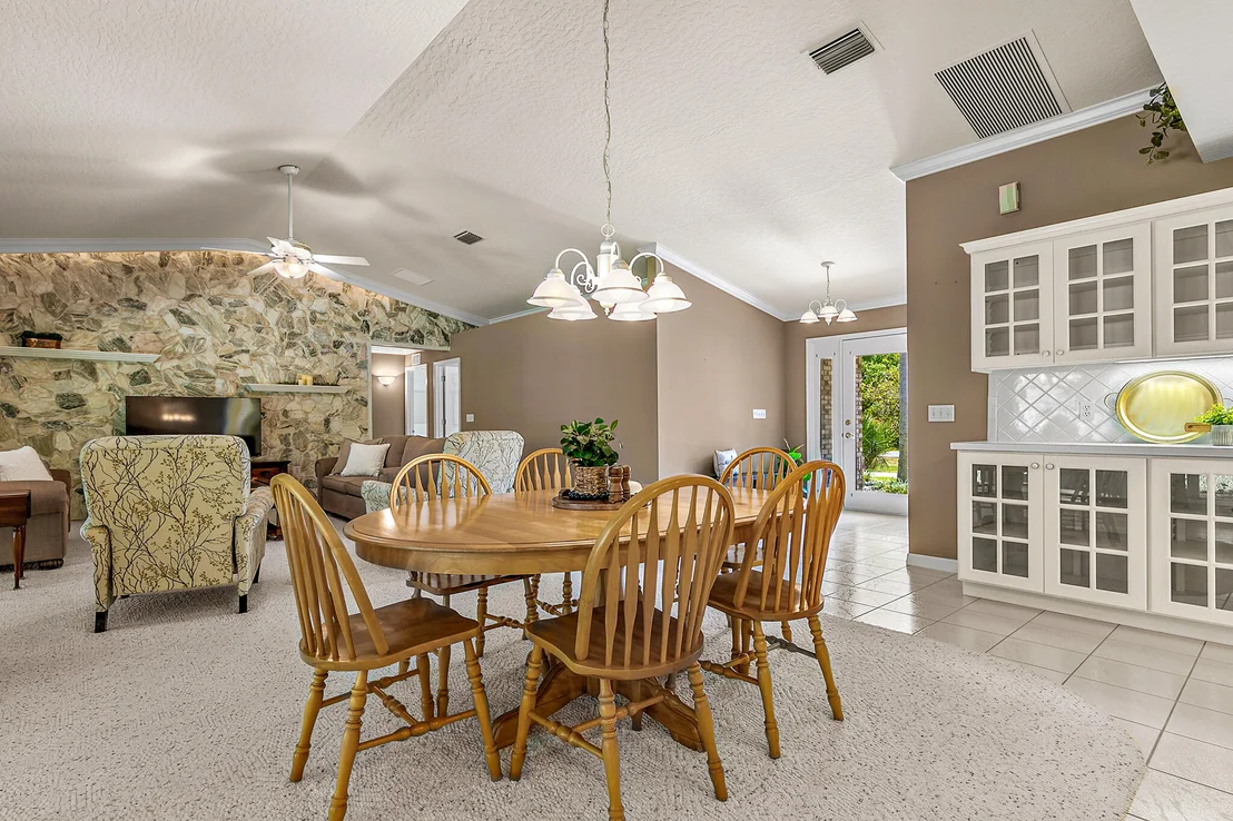 Photo of 3240 Weber Road
