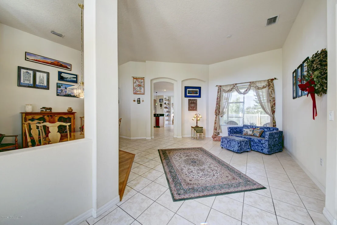 Photo of 1662 Long Pine Road