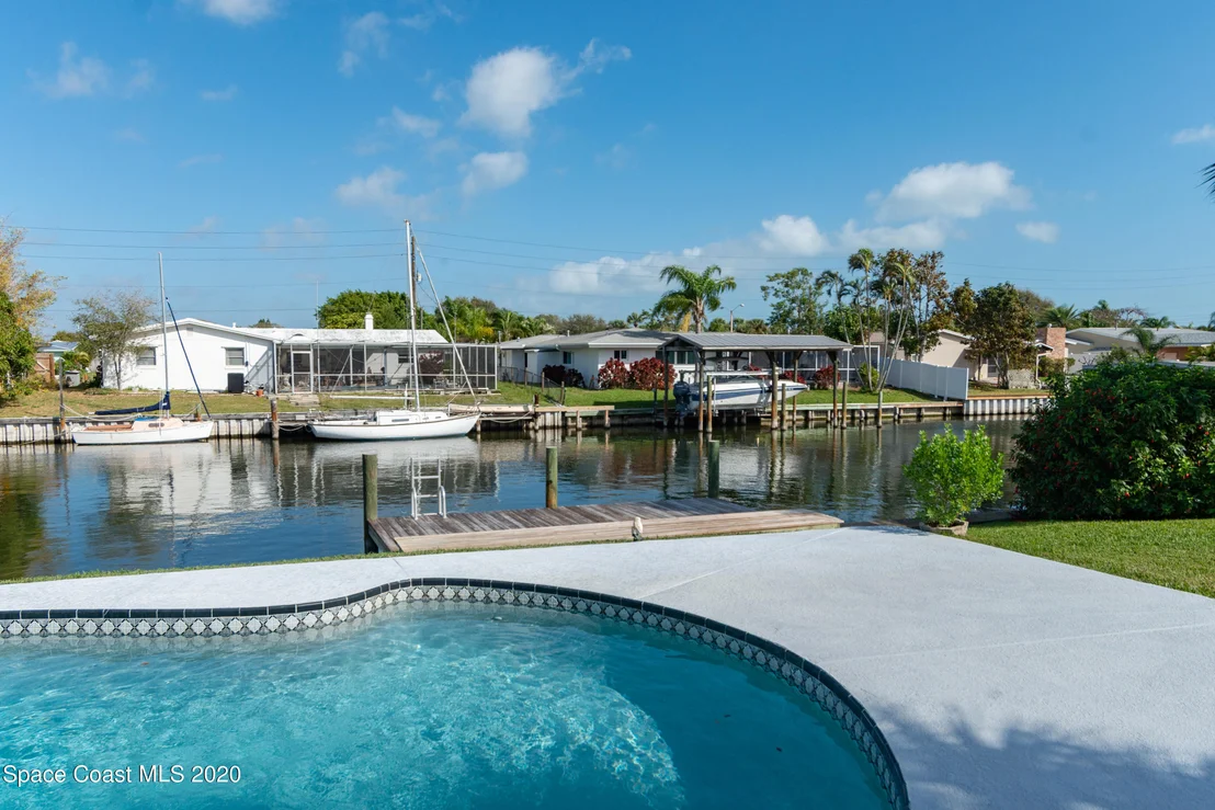 Photo of 439 Sandpiper Drive
