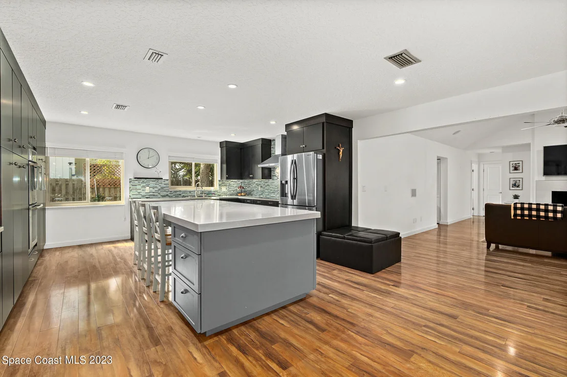 Photo of 460 Monaco Drive