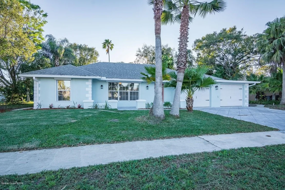 Photo of 920 Waialae Circle NE