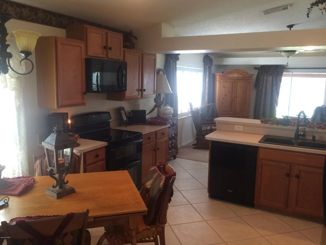 Photo of 8016 Bracken Lane