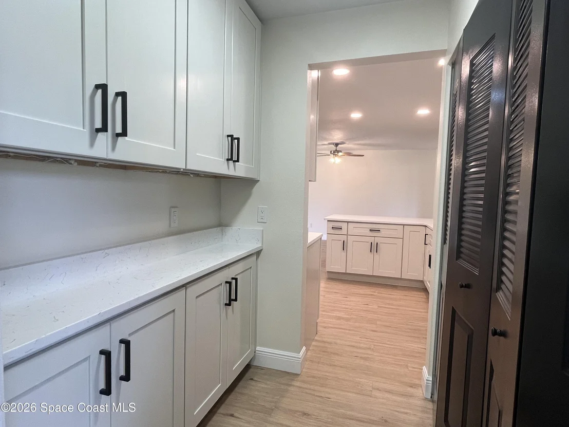 Photo of 1171 Riviera Drive NE