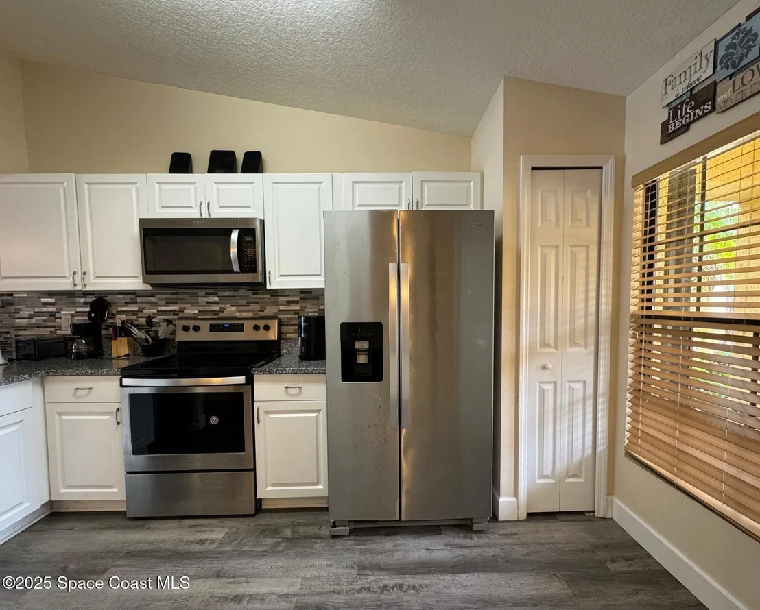 Photo of Unit 102 at 890 Luminary Circle