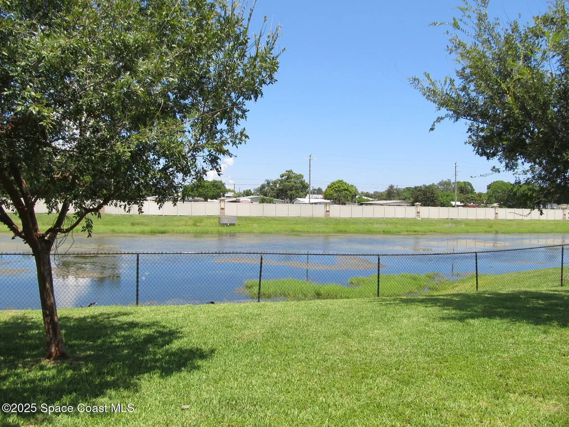 Photo of 2002 Elkins Point Drive