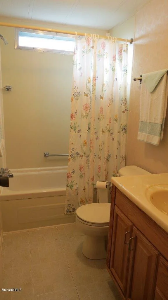 Photo of 2448 NE Royal Palm Drive