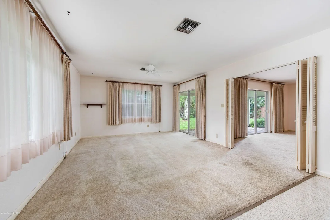 Photo of 307 Hibiscus Trail