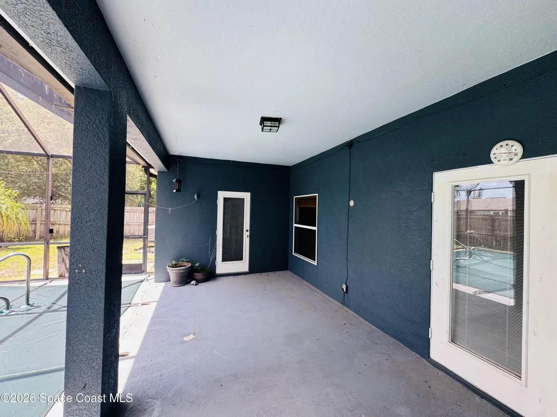 Photo of 1110 Morgan Circle NE