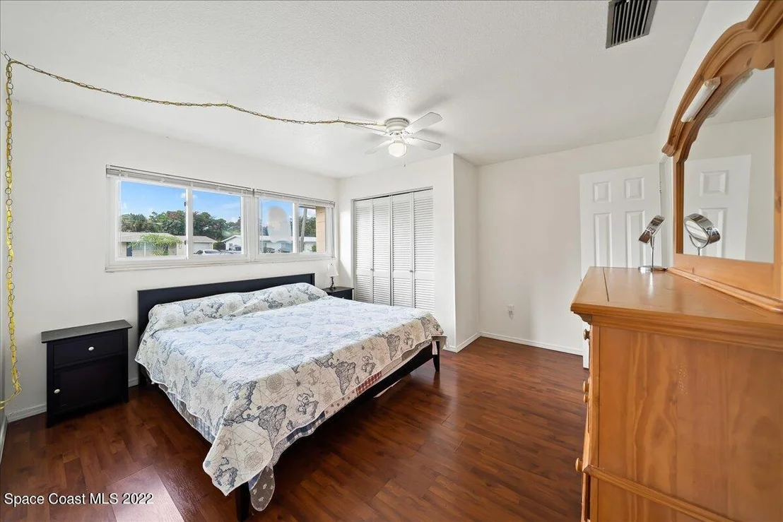 Photo of 2546 Lorna Drive