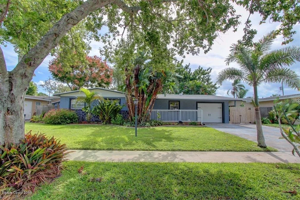 Photo of 991 Demaret Drive
