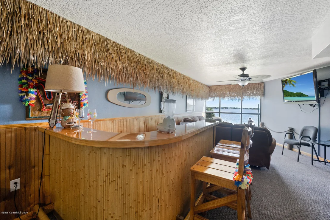 Photo of Unit 310 at 1025 Rockledge Drive