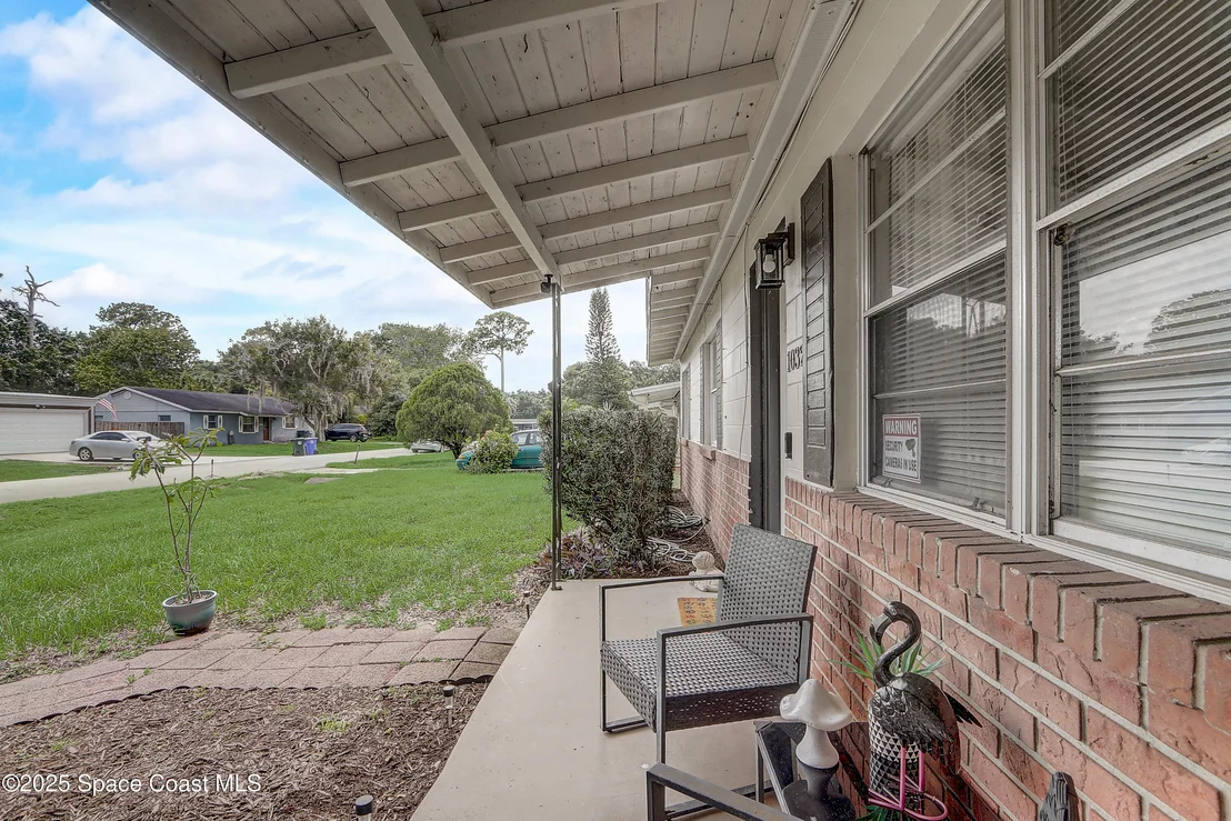 Photo of 1032 Bernice Road