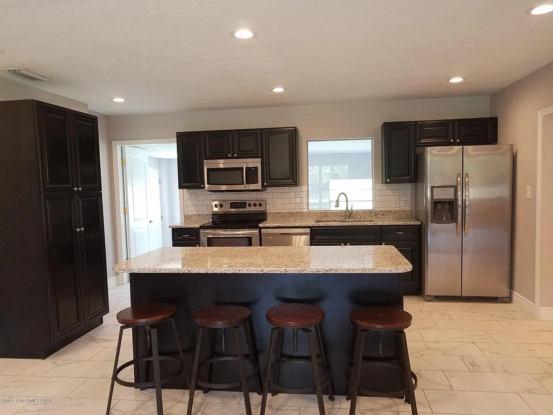 Photo of 5040 Scott Road