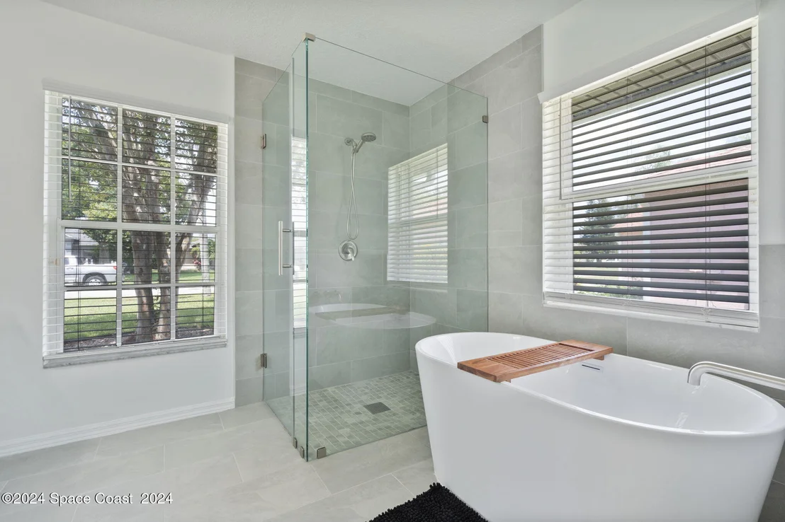 Photo of 1049 Jacaranda Circle