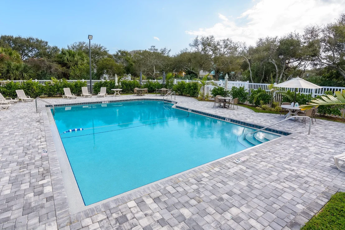 Photo of 702 Sanderling Drive