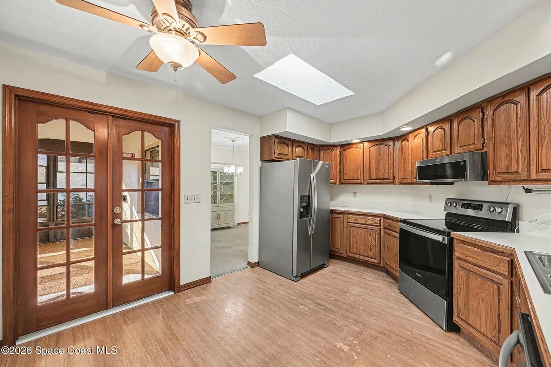 Photo of 2001 Thistle Drive