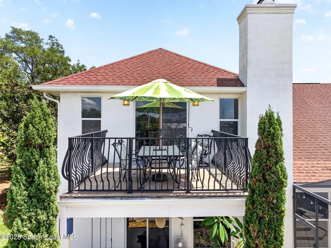 Photo of 583 Young Street