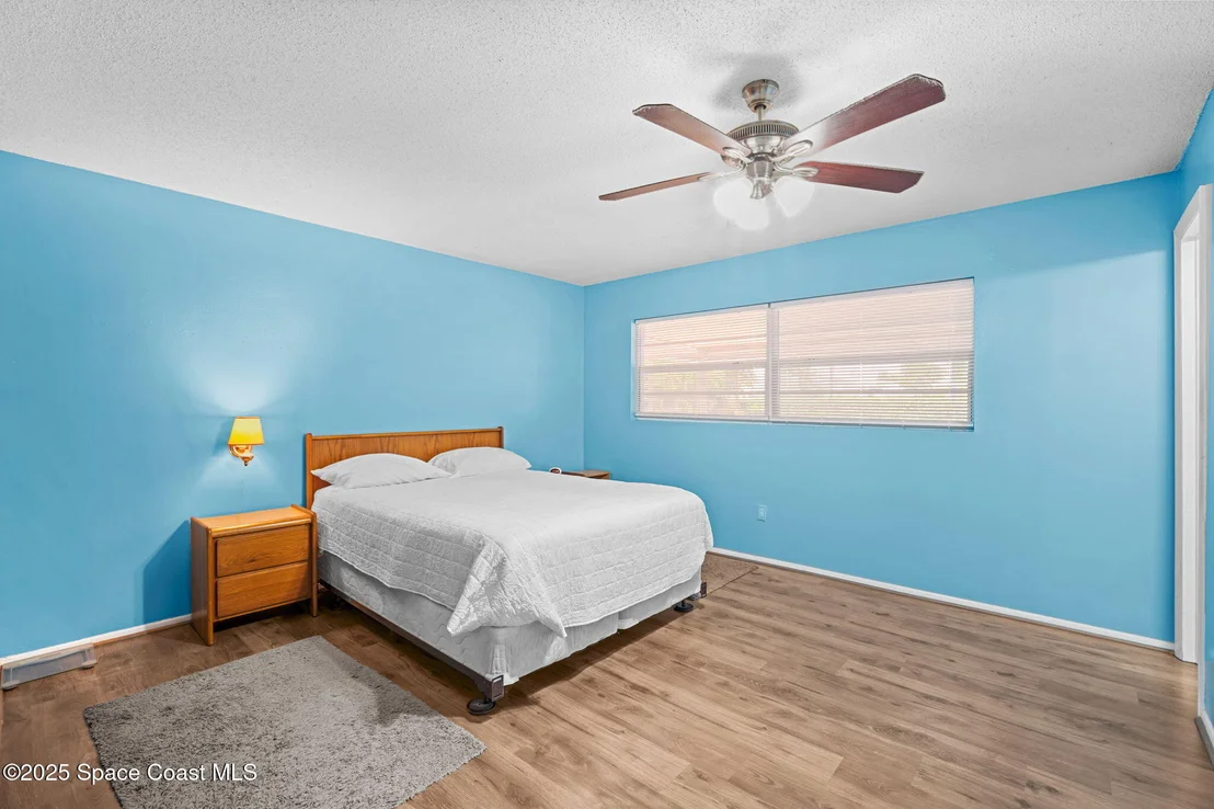 Photo of 1030 Cable Lane NE
