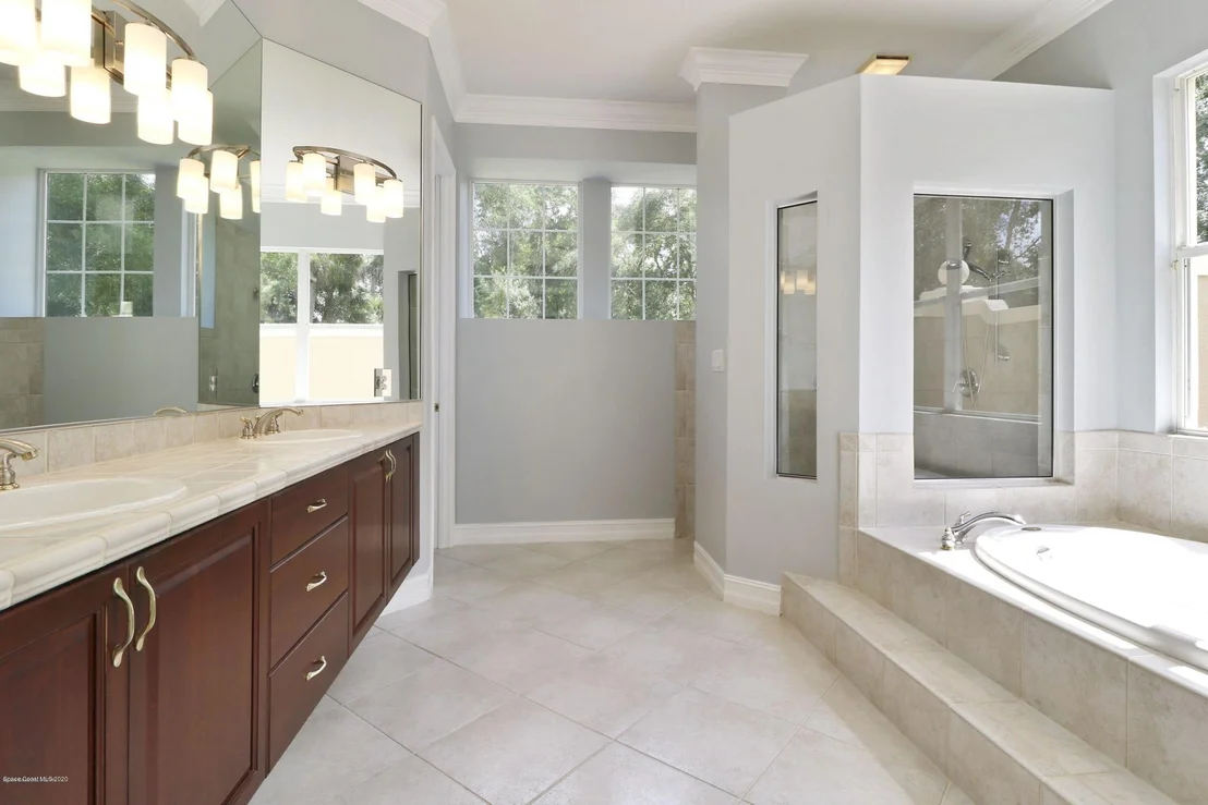 Photo of 5420 Willoughby Drive