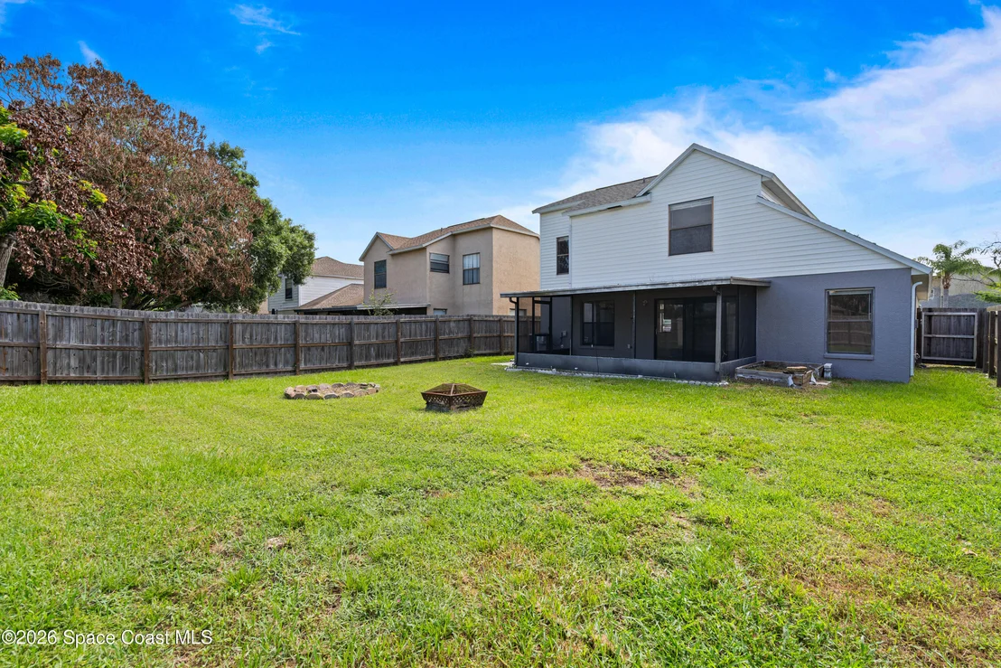Photo of 1624 Clover Circle