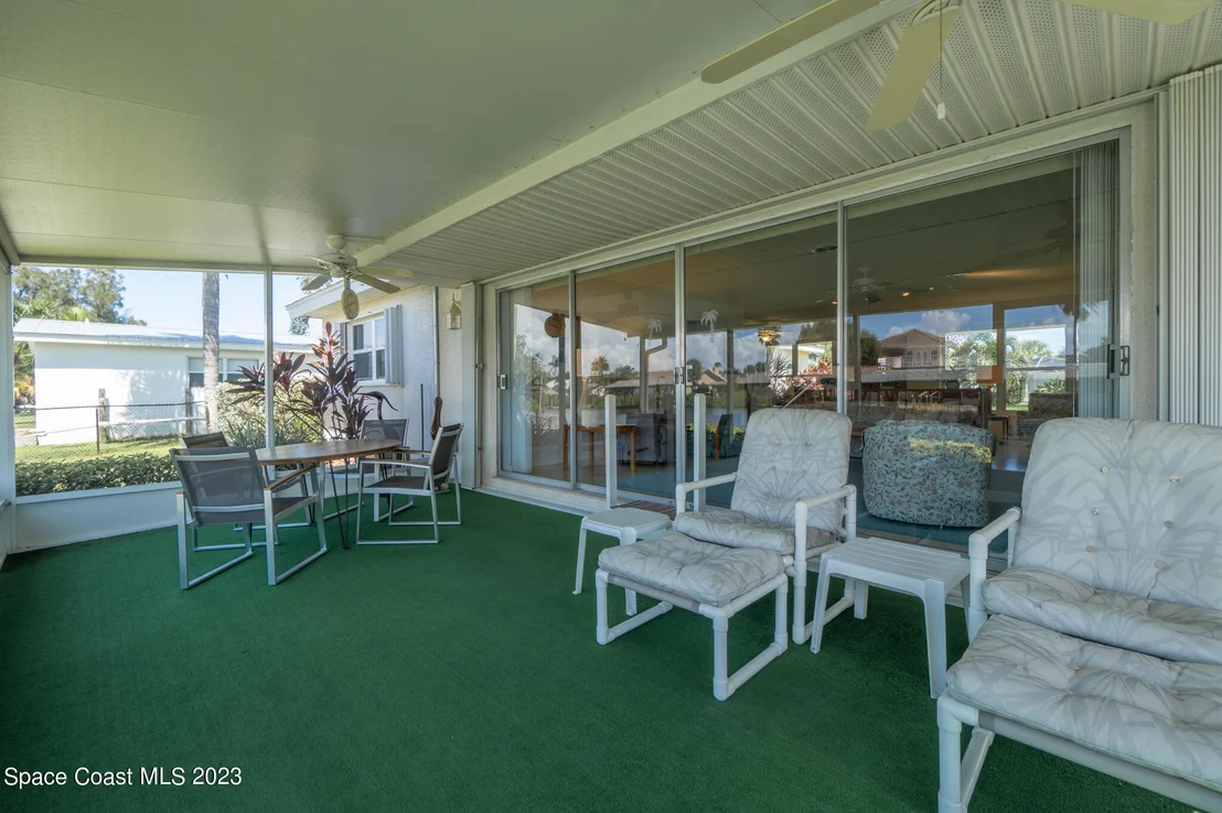 Photo of 209 River Road