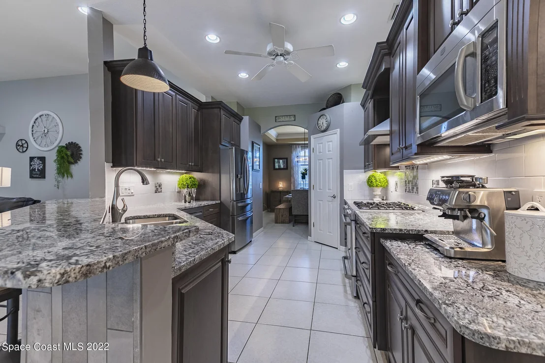 Photo of 2771 Englewood Drive