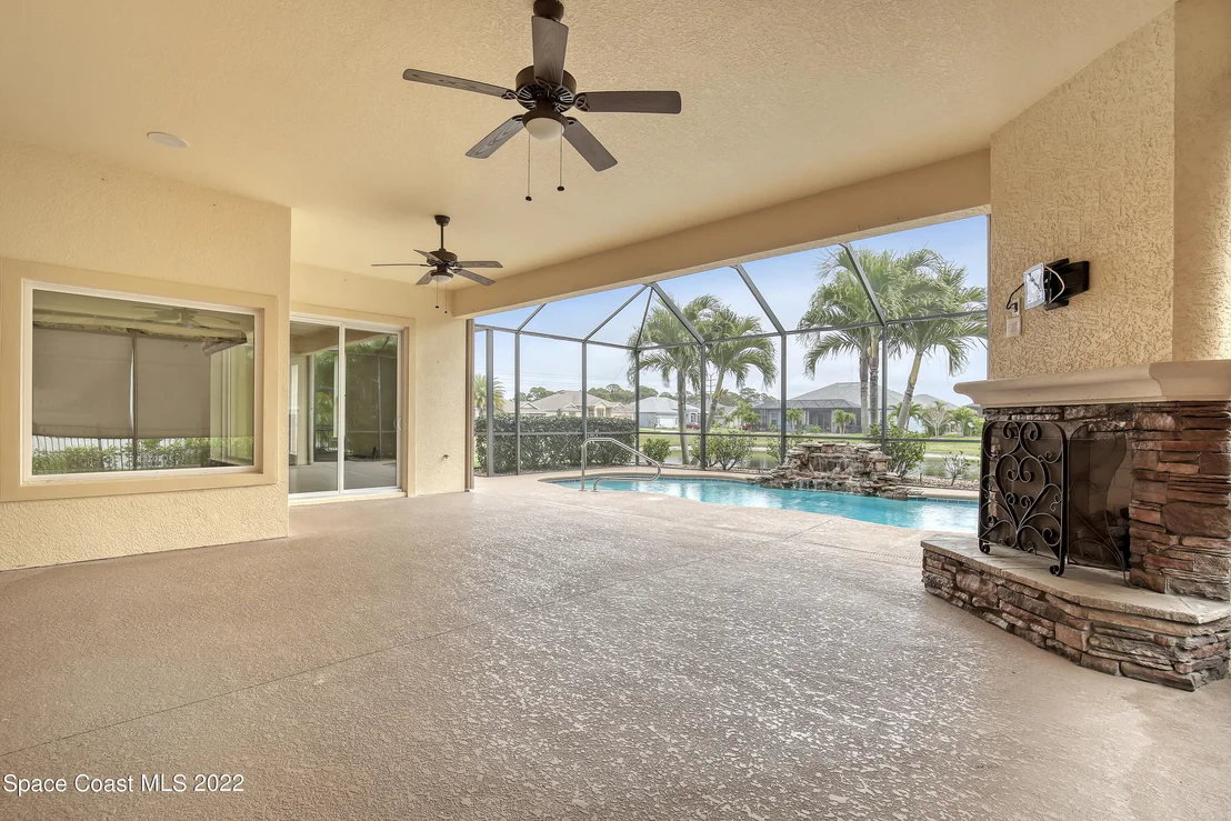 Photo of 4625 Leo Lane