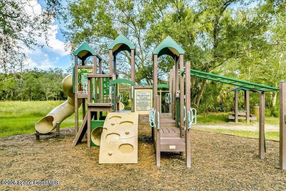 Photo of 620 W Pine Road