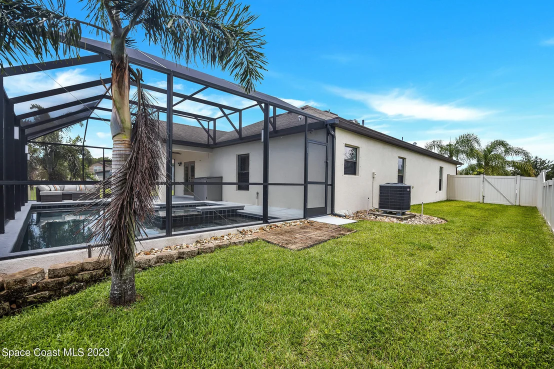 Photo of 925 Sangria Circle