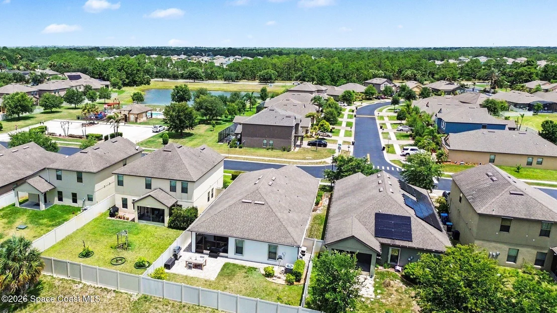 Photo of 970 Dillard Drive SE