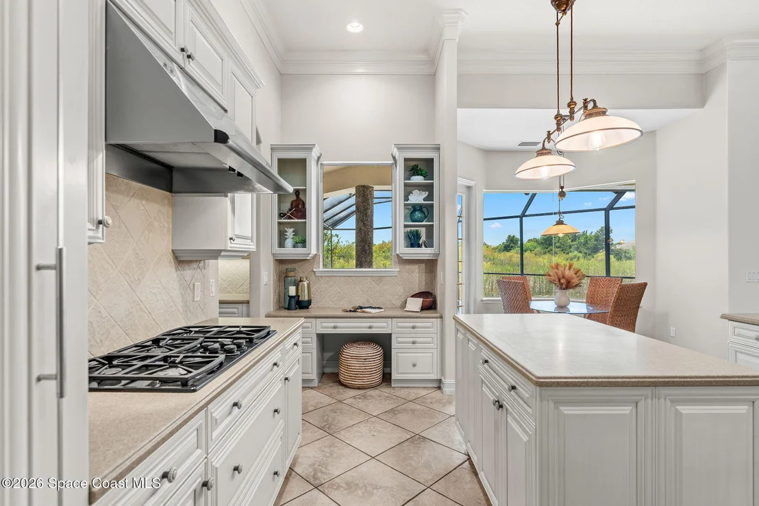 Photo of 804 Chatsworth Drive