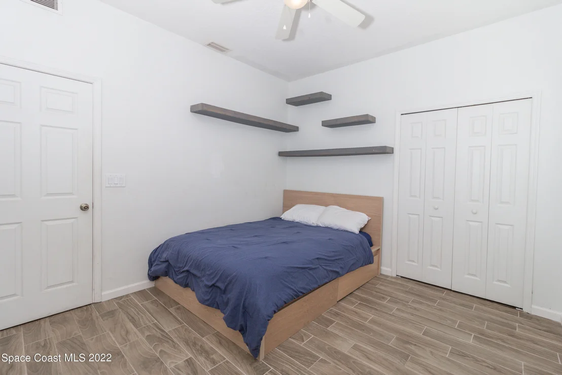 Photo of 6345 Ainsworth Road