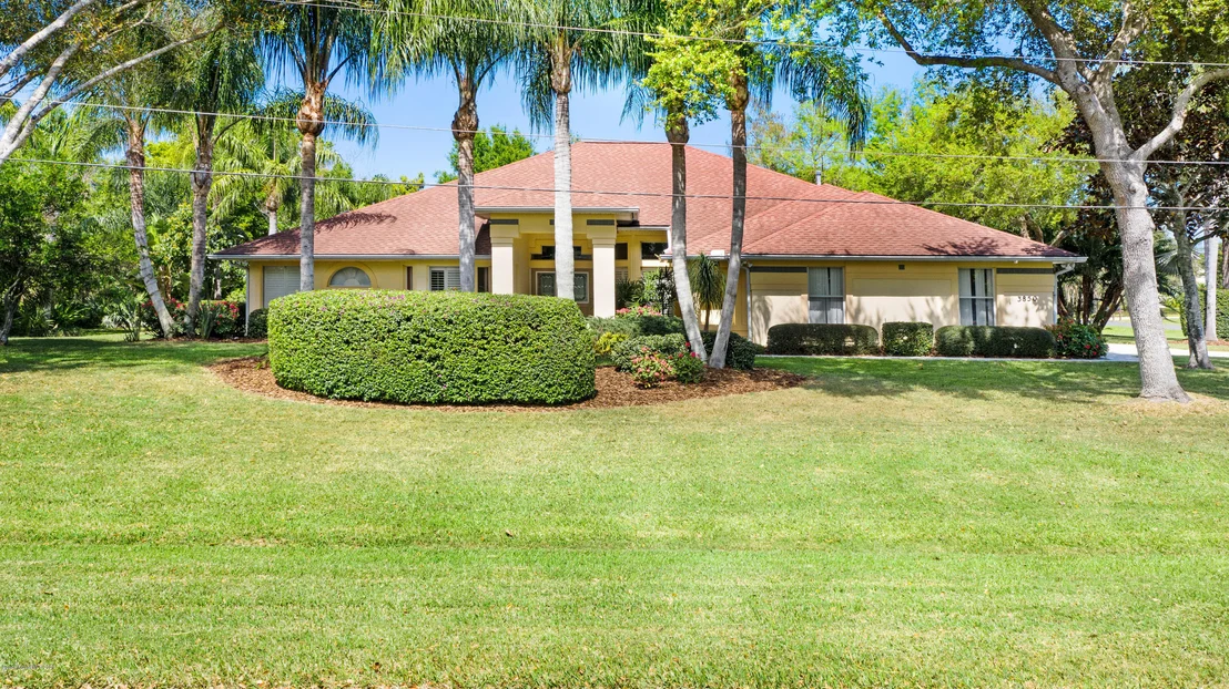 Photo of 3850 Beechgrove Road