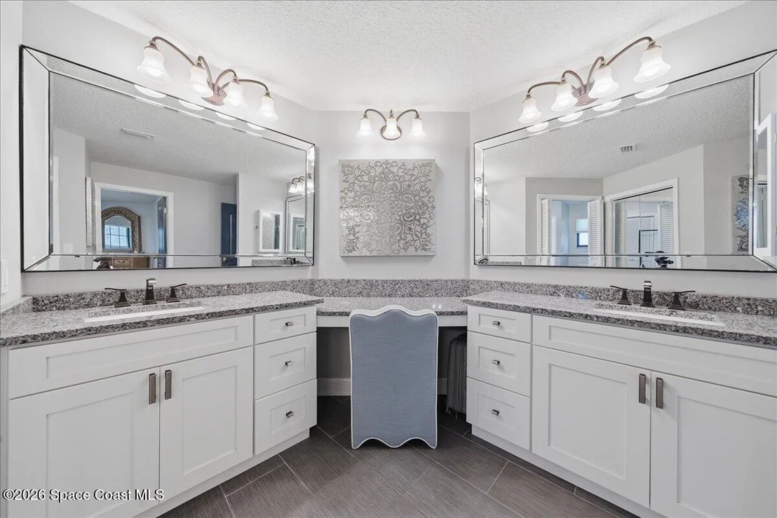 Photo of 560 Sawgrass Circle