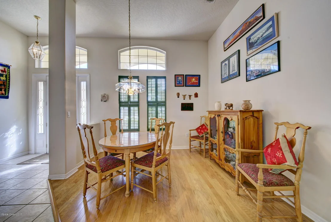 Photo of 1662 Long Pine Road