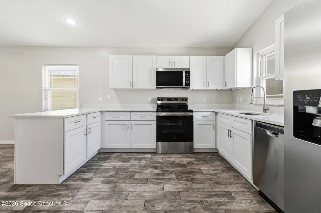 Photo of 1253 Goldenrod Circle NE