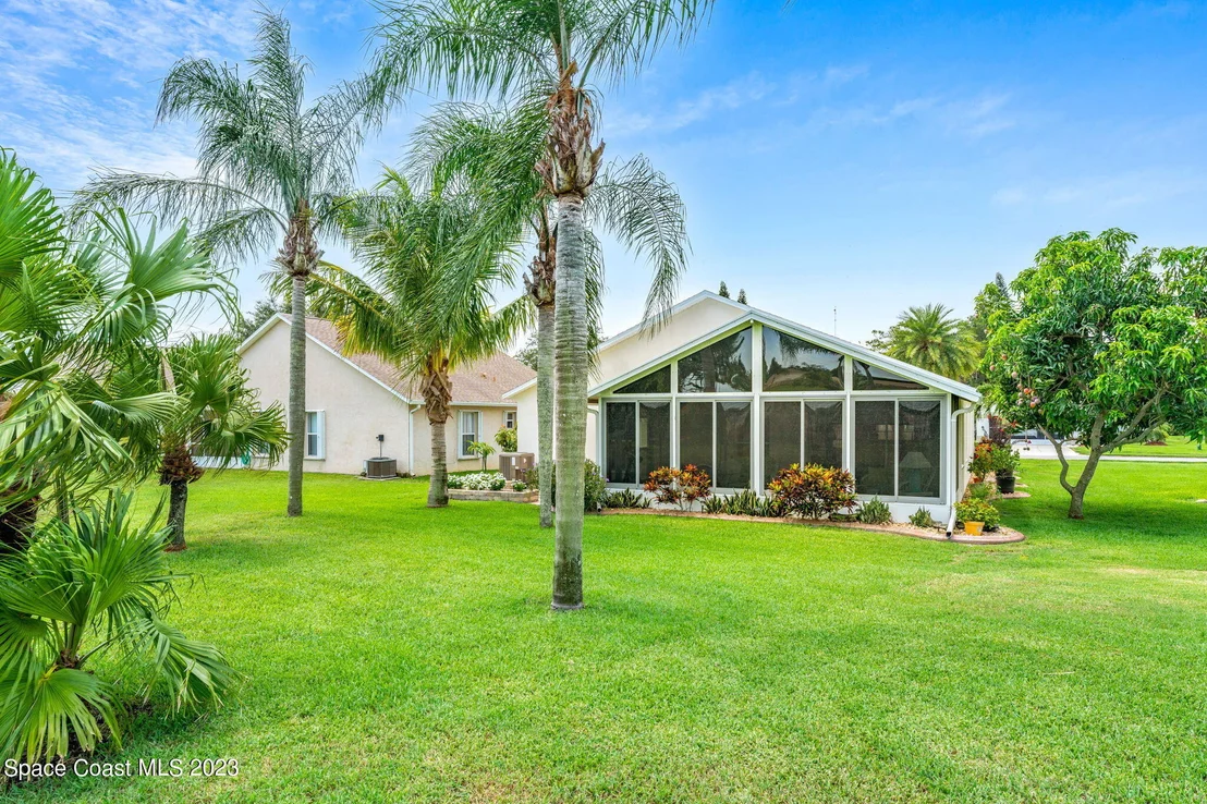 Photo of 1027 Pine Creek Circle NE