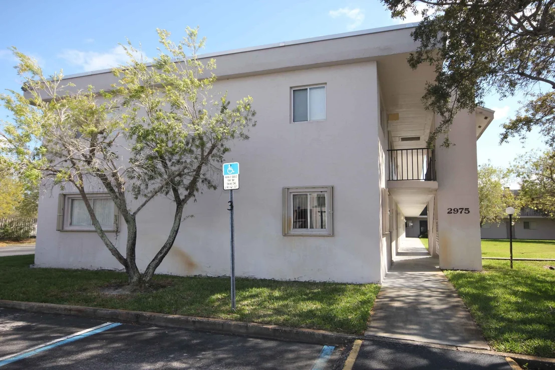 Photo of Unit 128 at 2975 Thrush Drive