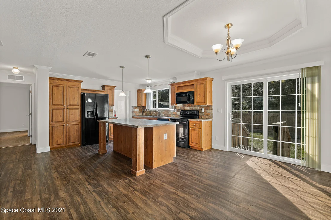 Photo of 331 Spring Street