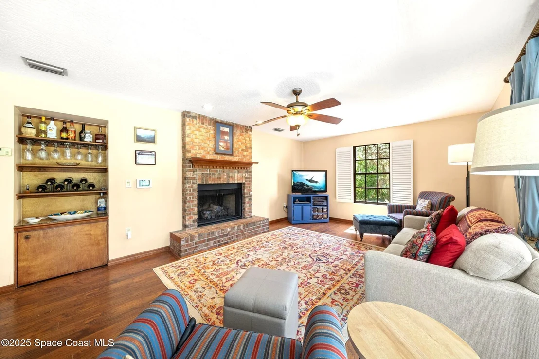 Photo of 603 Cedarside Way