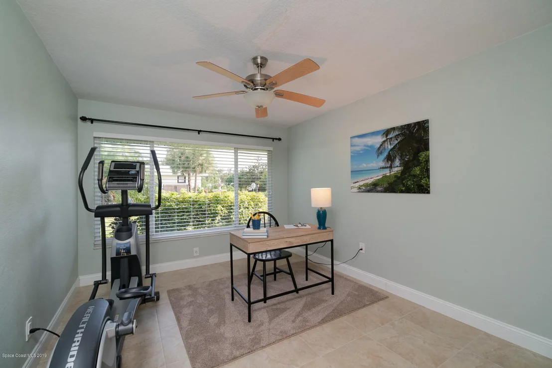 Photo of 484 Oak Ridge Drive