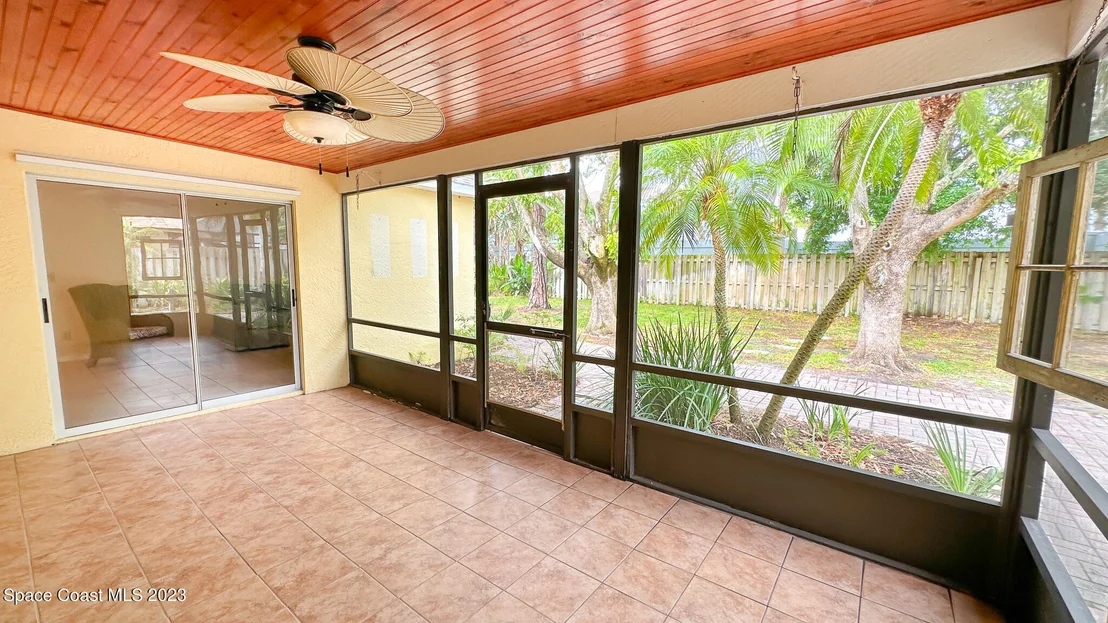 Photo of 4290 Silver Lake Drive
